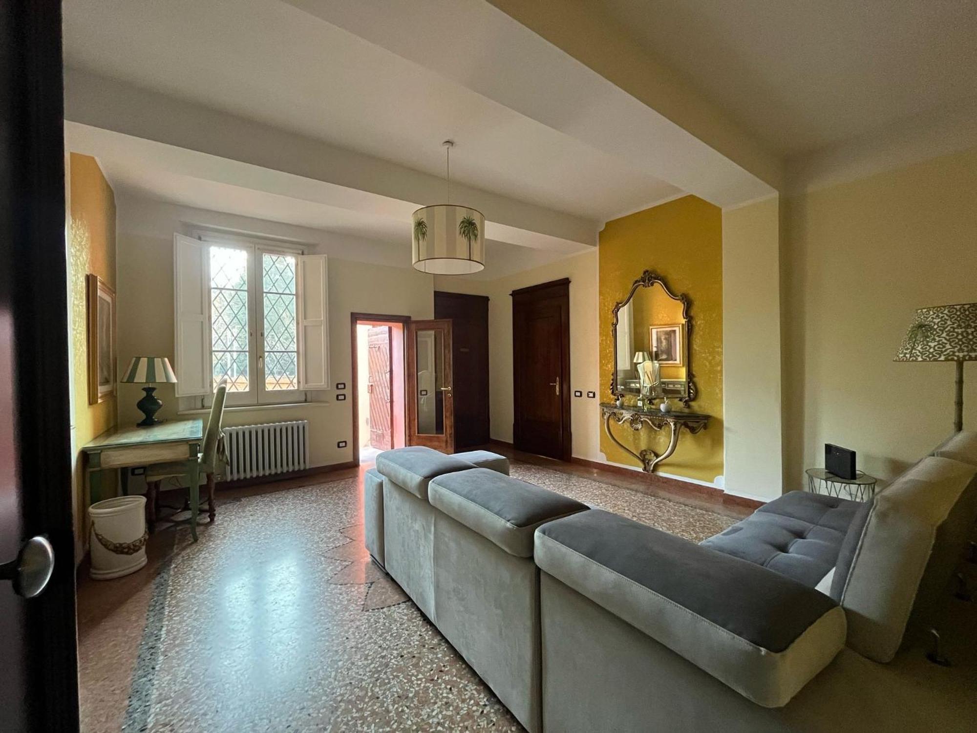 Saragozza Flat & Secret Garden Apartment โบโลญญา ภายนอก รูปภาพ