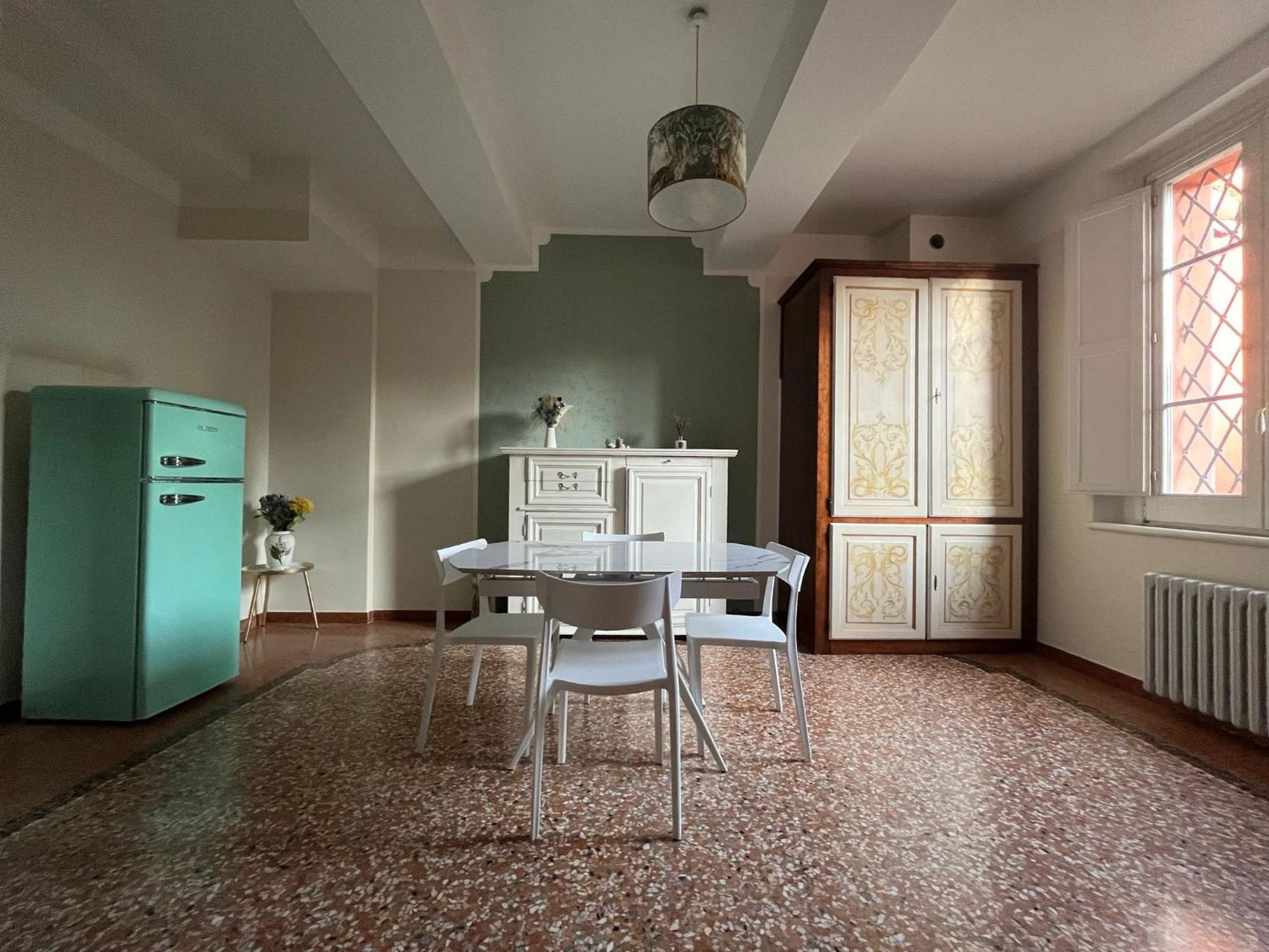 Saragozza Flat & Secret Garden Apartment โบโลญญา ภายนอก รูปภาพ
